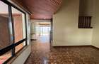4 Bed Townhouse with En Suite in Kilimani - 16
