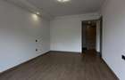 3 Bed Apartment with En Suite at Riverside Drive - 9