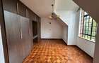 4 Bed Villa with En Suite at Lavington - 12