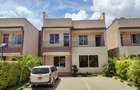 4 Bed Townhouse with En Suite at Gateway Mall - 1