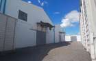 28,000 ft² Warehouse in Industrial Area - 2