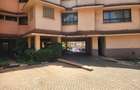 3 Bed Apartment with En Suite at Lantana Road - 6
