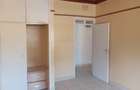 5 Bed House with En Suite at Mountain View - 9