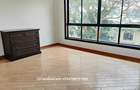 4 Bed Townhouse with En Suite at Brookside Drive - 18