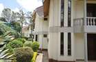 4 Bed Townhouse with En Suite at Eldama Ravine Rd - 15