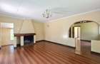 3 Bed House with En Suite at Bomas Area - 7