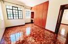 4 Bed Townhouse with En Suite at Lavington - 4