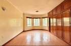5 Bed Townhouse with En Suite in Lavington - 5