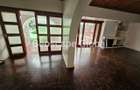 4 Bed House with En Suite in Rosslyn - 3