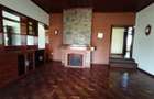 5 Bed House with En Suite in Rosslyn - 9