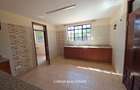 4 Bed Townhouse in Kiambu Road - 13