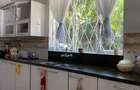 4 Bed House with En Suite at Westlands - 7