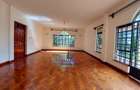 4 Bed Villa with En Suite at Kirawa Rd - 7