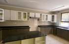 5 Bed Townhouse with En Suite at Amboseli Road - 8