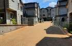5 Bed Townhouse with En Suite in Lavington - 1