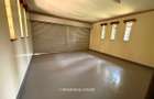 6 Bed House with Garden in Nyari - 17
