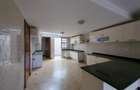 5 Bed Townhouse with En Suite in Lavington - 14