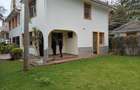 4 Bed Townhouse with En Suite at Lavington - 1