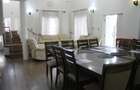 4 Bed Townhouse with En Suite at Lake Road - 10
