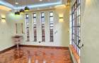 5 Bed Townhouse with En Suite in Lavington - 8