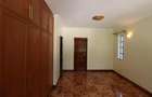4 Bed Townhouse with En Suite at Convent Drive - 4