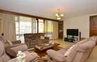 3 Bed Apartment with En Suite in Riverside - 4