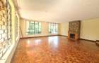 6 Bed House with En Suite at Hardy Area - 8