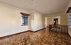 4 Bed Villa with En Suite at Kaputei Road - 4