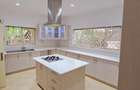5 Bed House with En Suite at Glory Road - 13