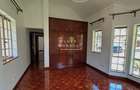 5 Bed Townhouse with Swimming Pool in Rosslyn - 9