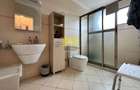 5 Bed Apartment in Parklands - 13