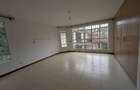 4 Bed Townhouse with En Suite in Spring Valley - 6