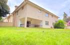 5 Bed Townhouse with En Suite at Apple Cross - 7