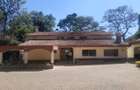 5 Bed Villa with En Suite in Nyari - 13