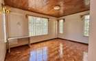 4 Bed Villa with En Suite in Spring Valley - 9
