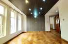 5 Bed Townhouse with En Suite in Lavington - 4