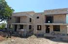 4 Bed Townhouse with En Suite at Green Wood Drive - 13