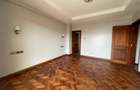 4 Bed Apartment with En Suite in Riverside - 3