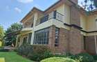 4 Bed Townhouse with En Suite at Off Glory Rd - 5
