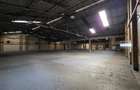 40,000 ft² Warehouse with Parking in Industrial Area - 4