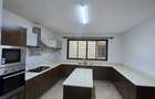 5 Bed Townhouse with En Suite in Lavington - 5