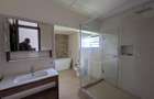 5 Bed House with En Suite in Brookside - 18