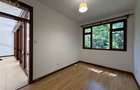3 Bed Apartment with En Suite in Riverside - 9