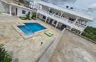 6 Bed House with En Suite in Watamu - 5