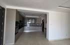 Serviced 4 Bed Apartment with En Suite at 2Nd Parklands - 18