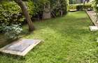 5 Bed Townhouse with En Suite in Lavington - 5