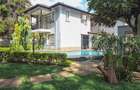 5 Bed House with En Suite in Nyari - 1