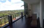 4 Bed Apartment with En Suite in Parklands - 1