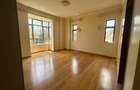 3 Bed Apartment with En Suite in Kilimani - 20