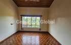 5 Bed House with En Suite in Gigiri - 10